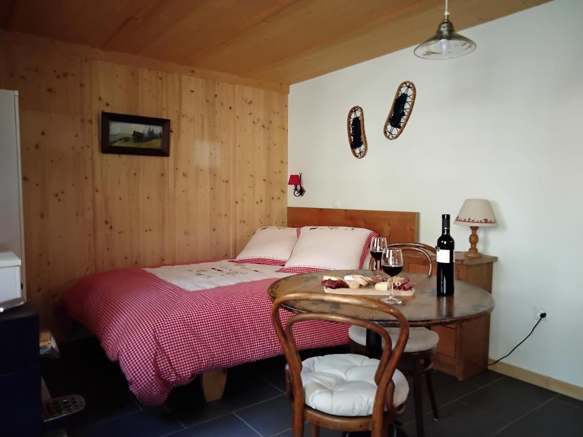 Chez Pierre Lejlighed Praz-de-Fort Eksteriør billede